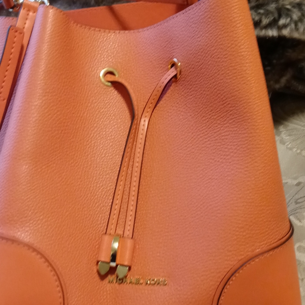 Purse and wallet